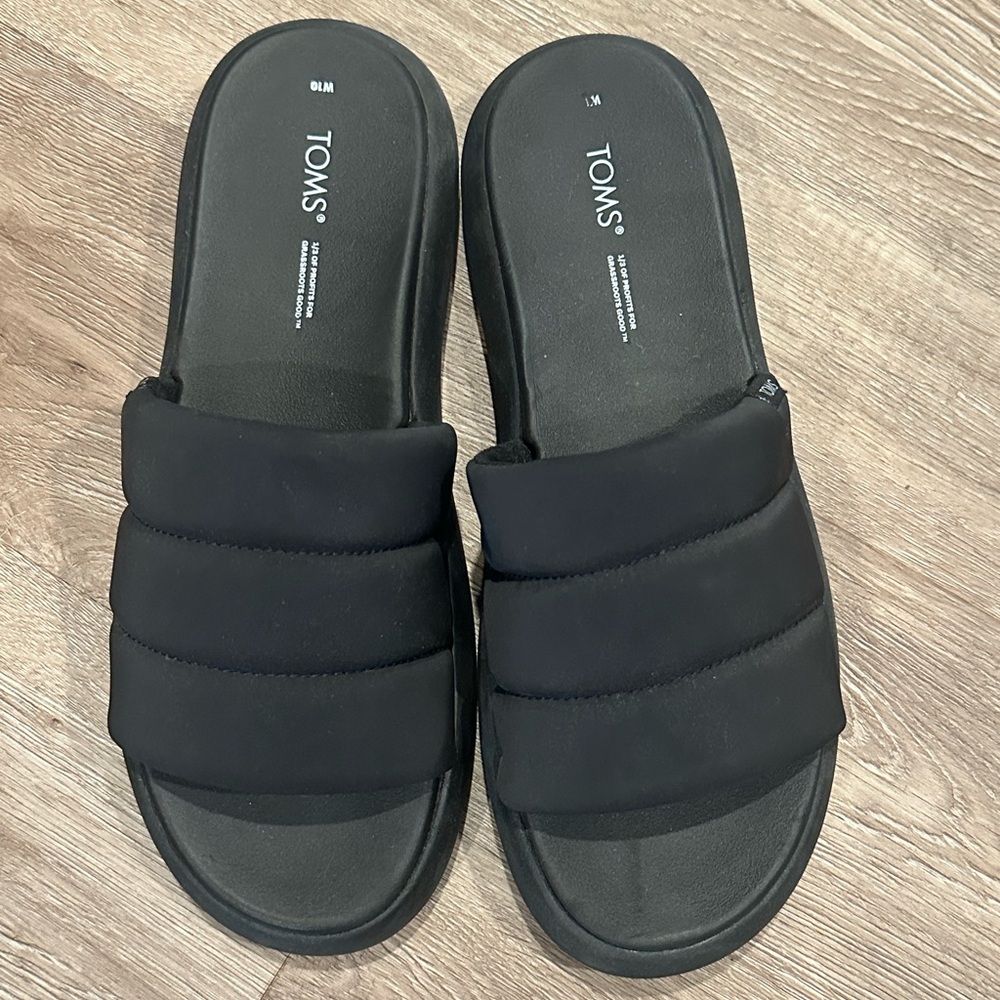 Toms women’s slides size 10